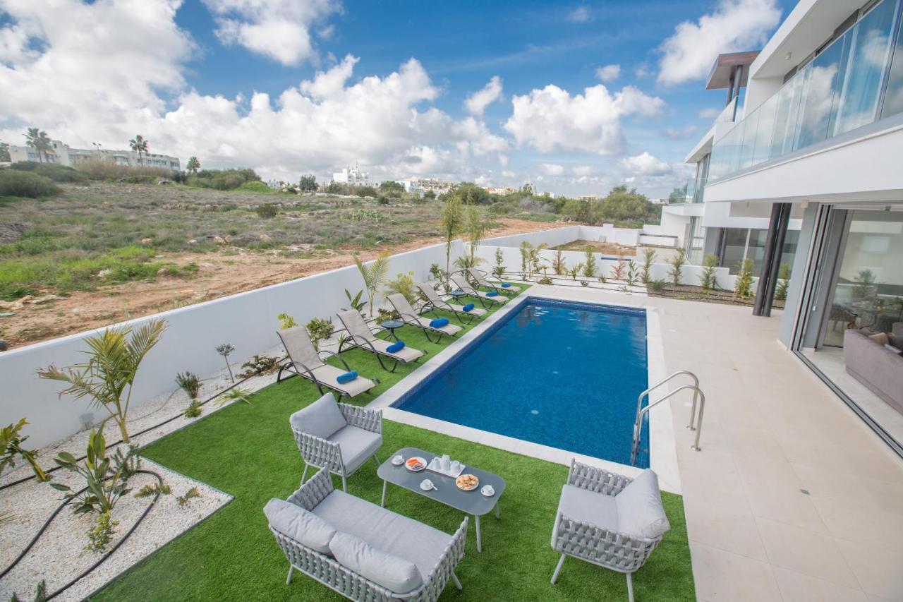 Olivine 3 Bedroom Villas Protaras Bagian luar foto